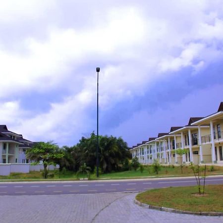 Lakowe Lakes Golf Resort Apartment Lagos Extérieur photo