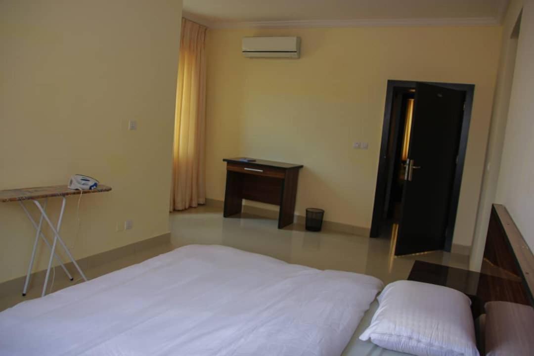 Lakowe Lakes Golf Resort Apartment Lagos Extérieur photo