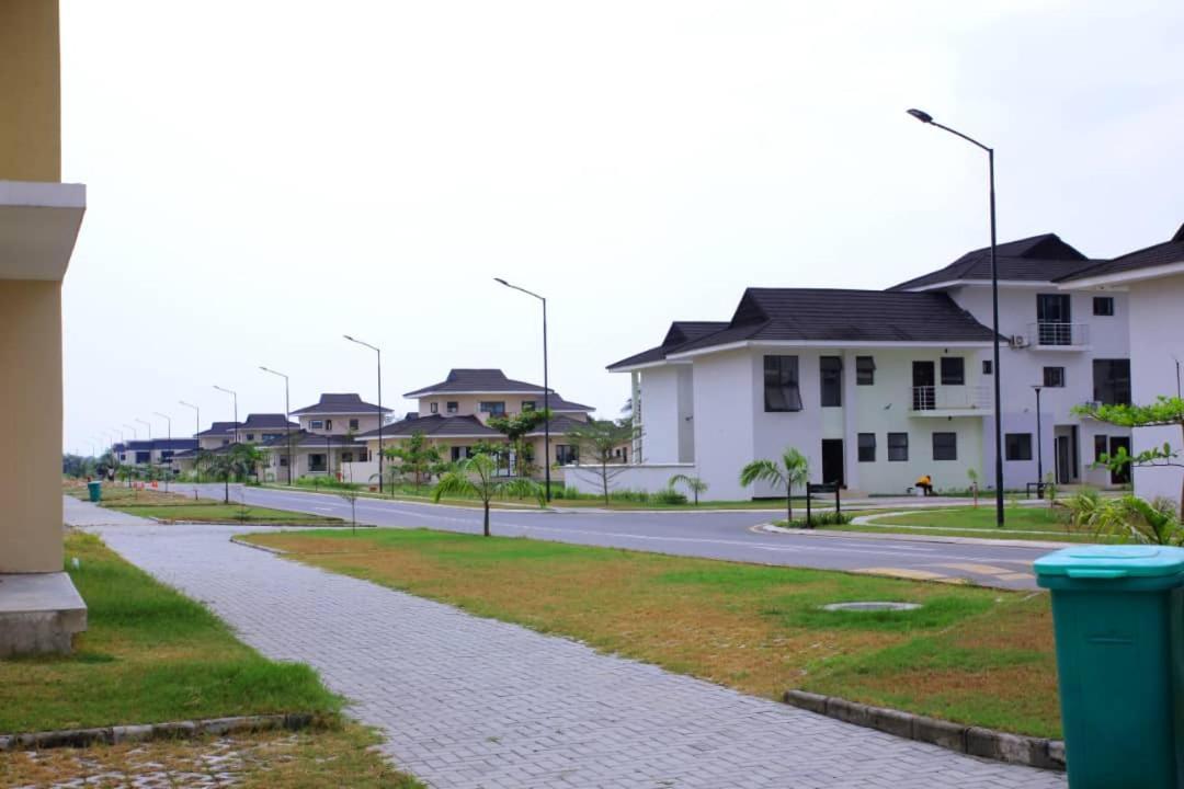 Lakowe Lakes Golf Resort Apartment Lagos Extérieur photo